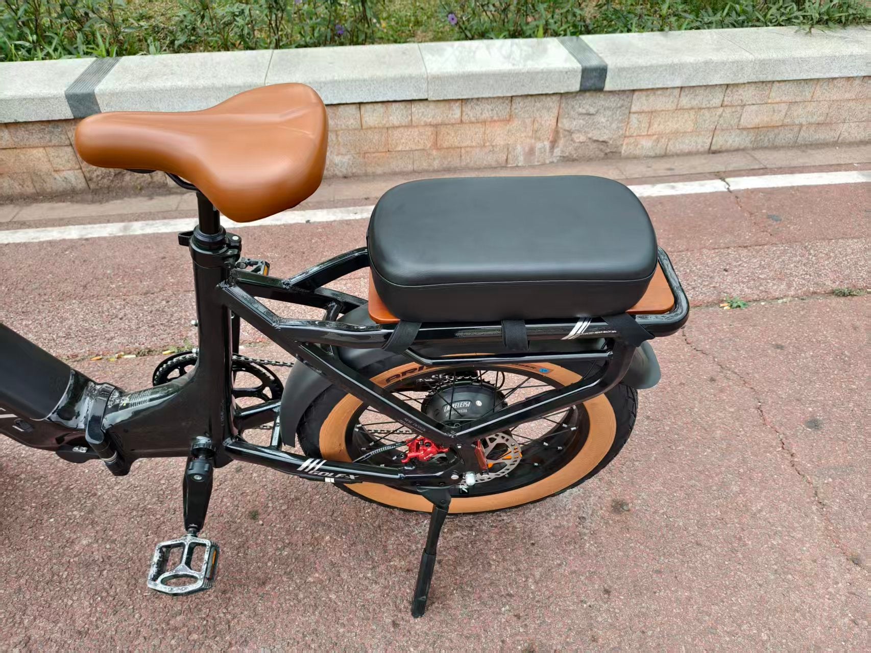 ゴルフX用リアシートクッション