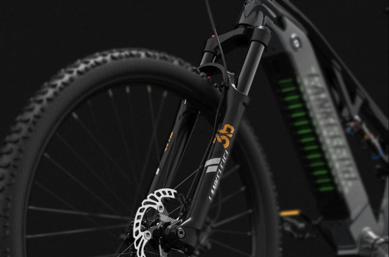 Vierlenker-Federung mit Softtail-System